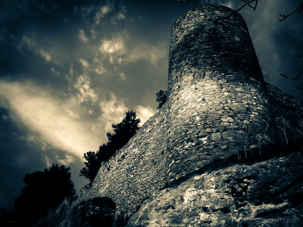 &Pi;ύ&rho;&gamma;&omicron;&sigmaf; &Beta;&alpha;&sigma;&iota;&lambda;&omicron;&pi;&omicron;ύ&lambda;&alpha;&sigmaf;